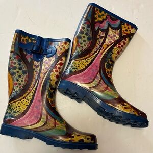 Multicolored rain boots size 8